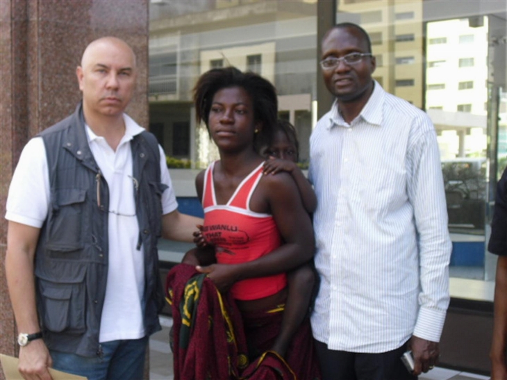 Action sociale du Dr Claudio Bertocco: Le Centre Thérèse Haury prend en charge une malade et sa fille